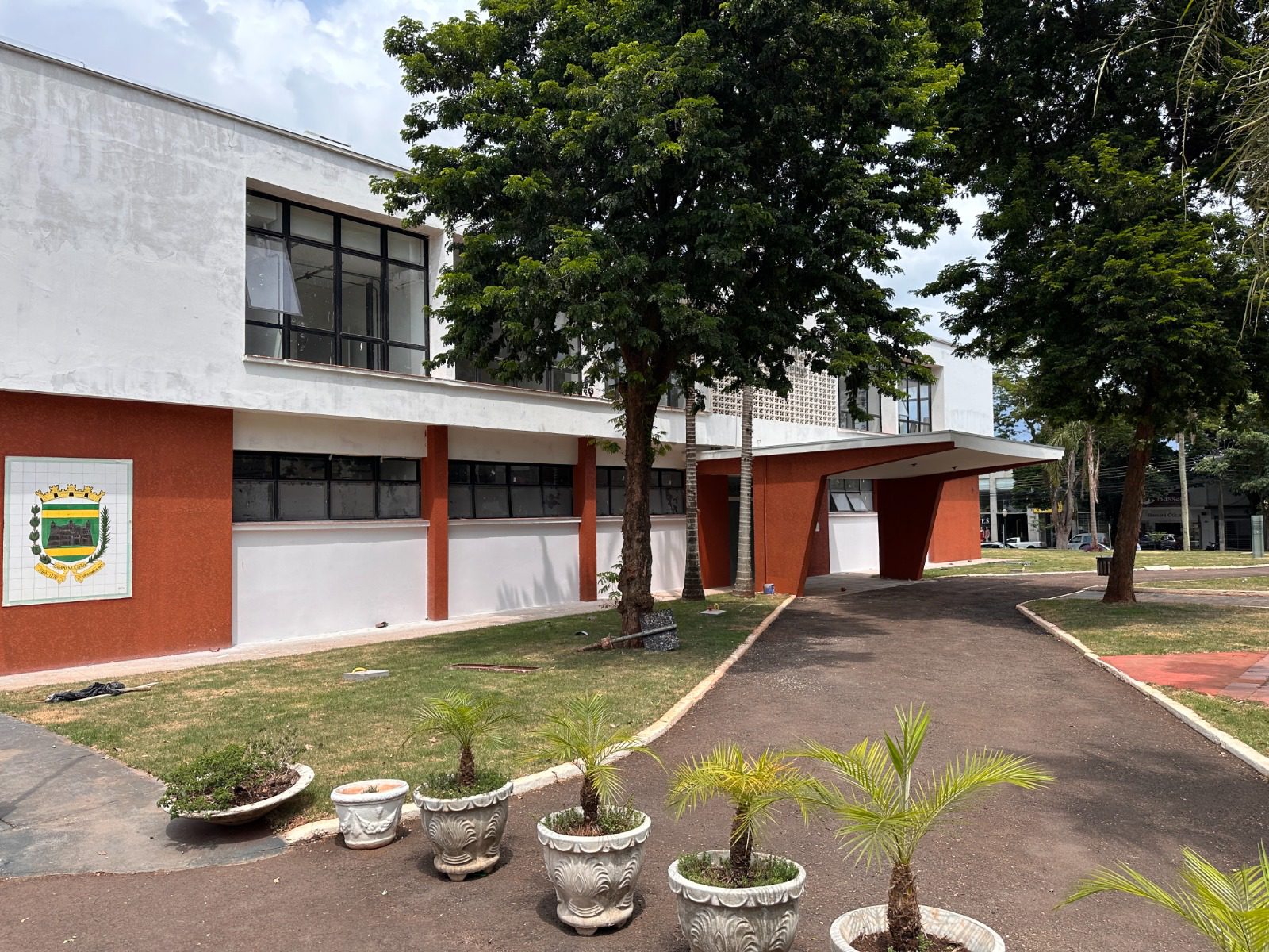 Prefeitura de Campo Mourão abre Chamamento Público para Credenciamento de Instituições de Ensino em Programa de Estágio Curricular Obrigatório