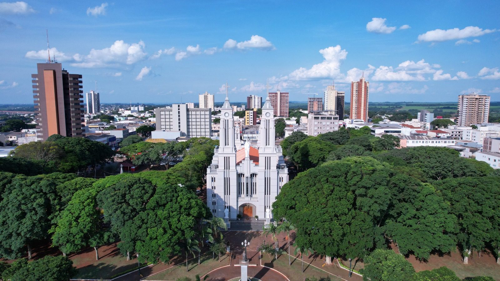 Confira o que abre e fecha no feriado do Padroeiro em Campo Mourão