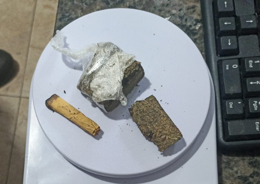 Drogas para Consumo Pessoal: Dois Jovens Abordados em Araruna