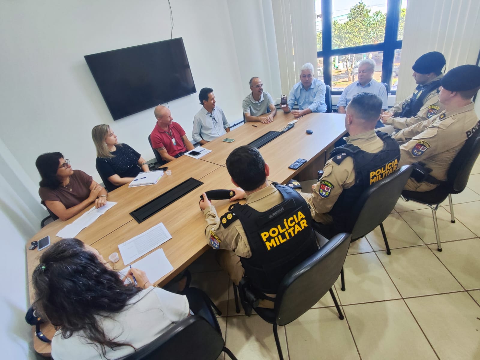 Município e Polícia Militar discutem medidas sobre pessoas em situação de rua em Campo Mourão