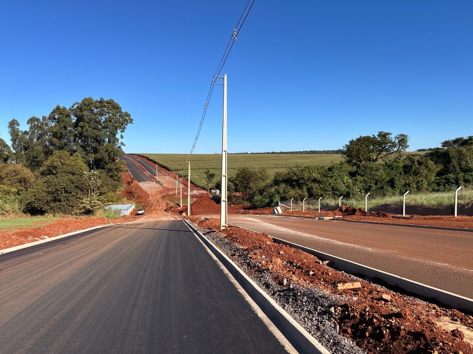 Obra da Avenida João Batista Salvadori atinge 75% de execução e entra na fase final com urbanização e travessia sobre o Rio KM 119