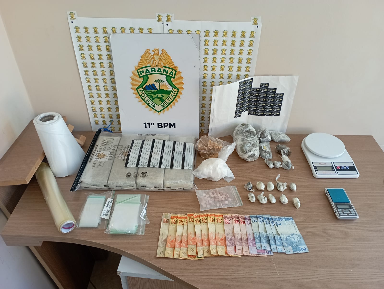 Grande Quantidade de Entorpecentes Apreendida em Residência no Moradias Avelino Piacentini