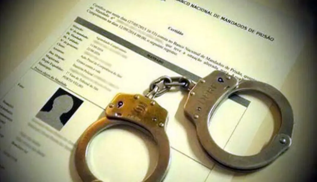 Múltiplos Mandados de Prisão Cumpridos na Região Central do Paraná