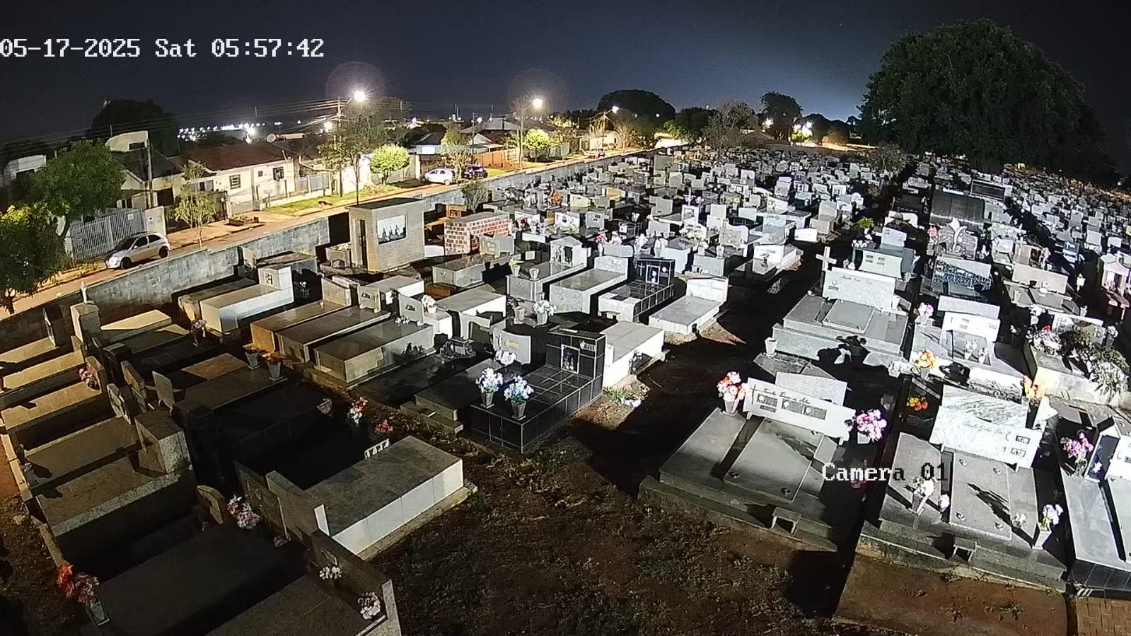 Muralha Digital: Cemitério Municipal de Campo Mourão tem vigilância monitorada por câmeras
