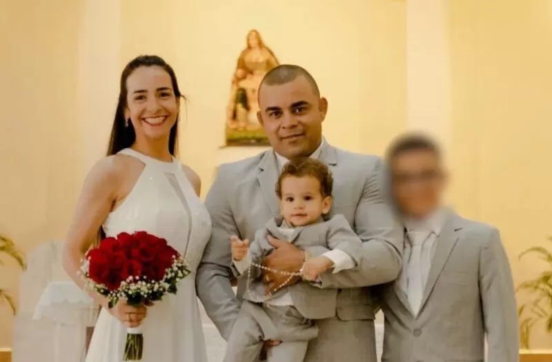 Adolescente mata pais e irmão após ser impedido de sair para encontro