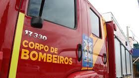 Incêndio em vegetação assusta moradores e mobiliza bombeiros no Perdoncini