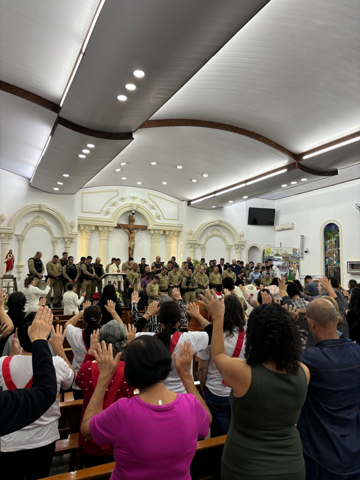 Missa marca início das comemorações pelos 171 anos da Polícia Militar do Paraná em Campo Mourão