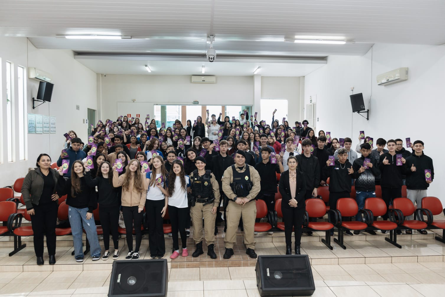 Patrulha Maria da Penha realiza palestra sobre violência doméstica em Roncador