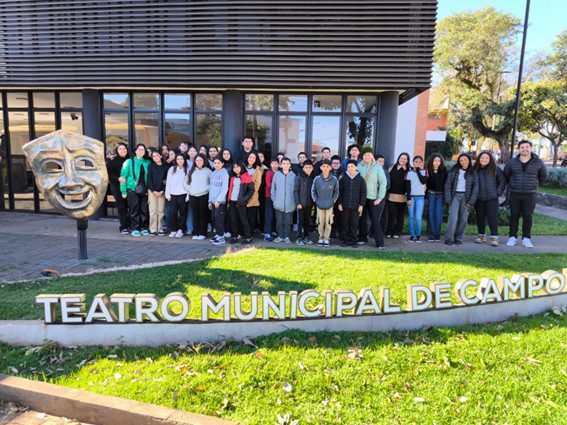 Secretaria de Cultura de Campo Mourão recebe visita técnica de estudantes de Cianorte