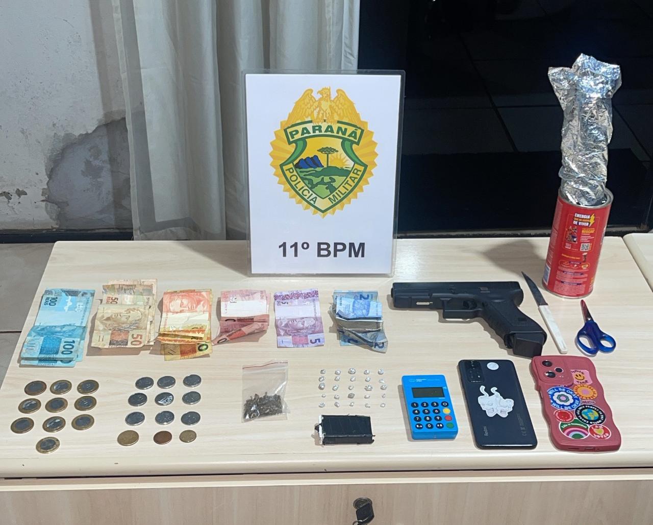 Casal é preso em Iretama com drogas, simulacro de pistola e dinheiro