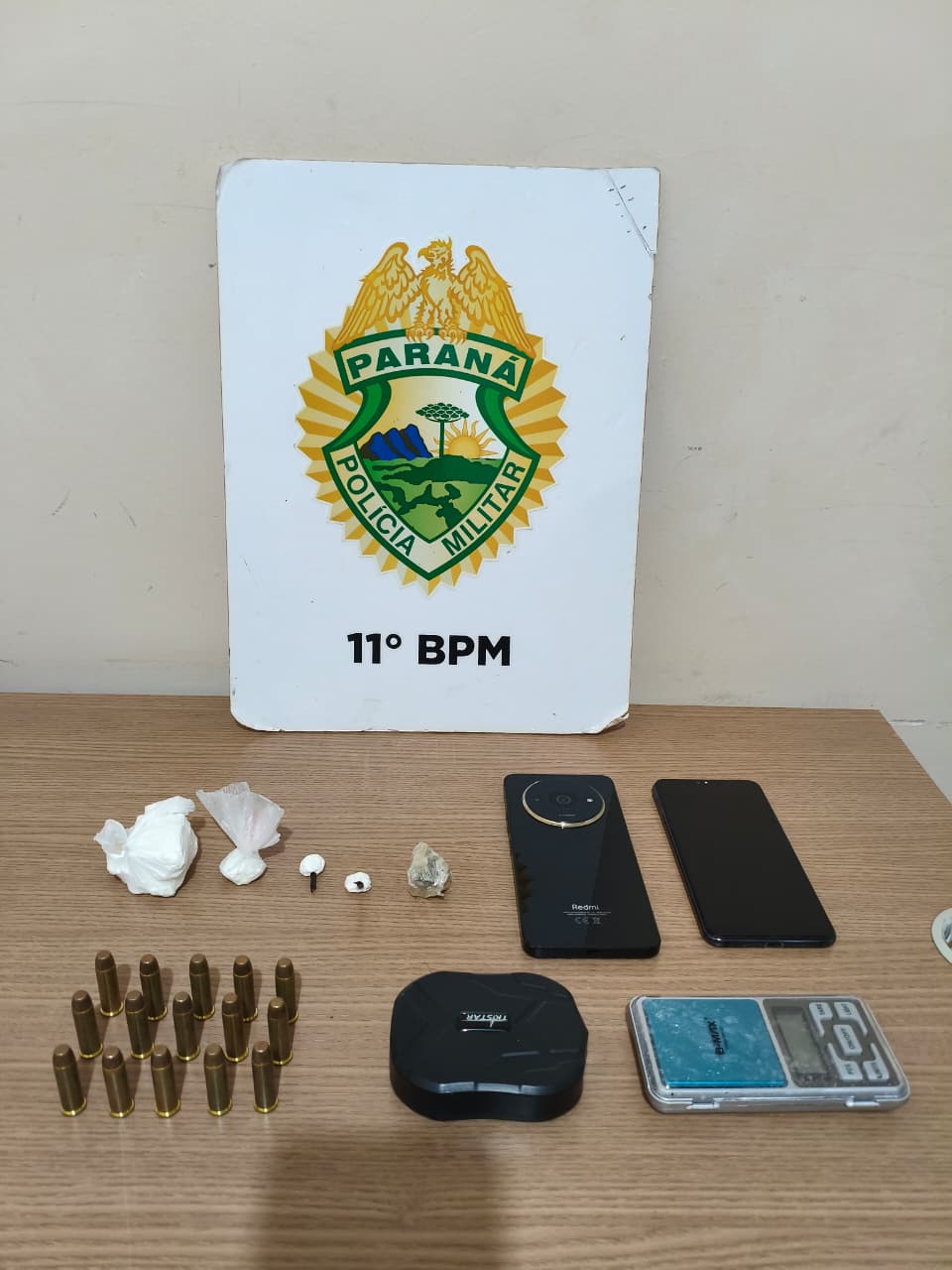 MULHER É PRESA POR TRÁFICO DE DROGAS EM CAMPO MOURÃO