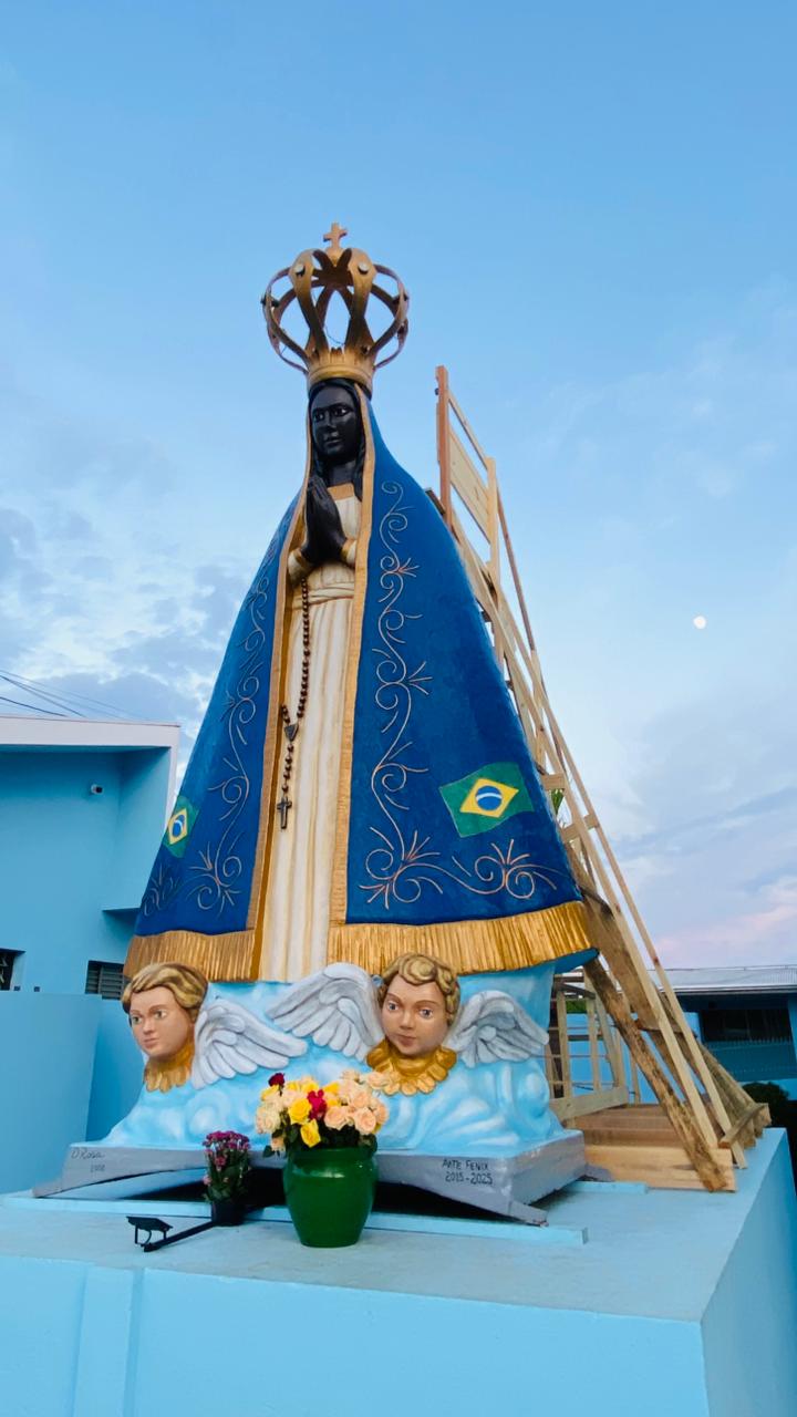 Milhares de fiéis celebram Nossa Senhora Aparecida em Campo Mourão