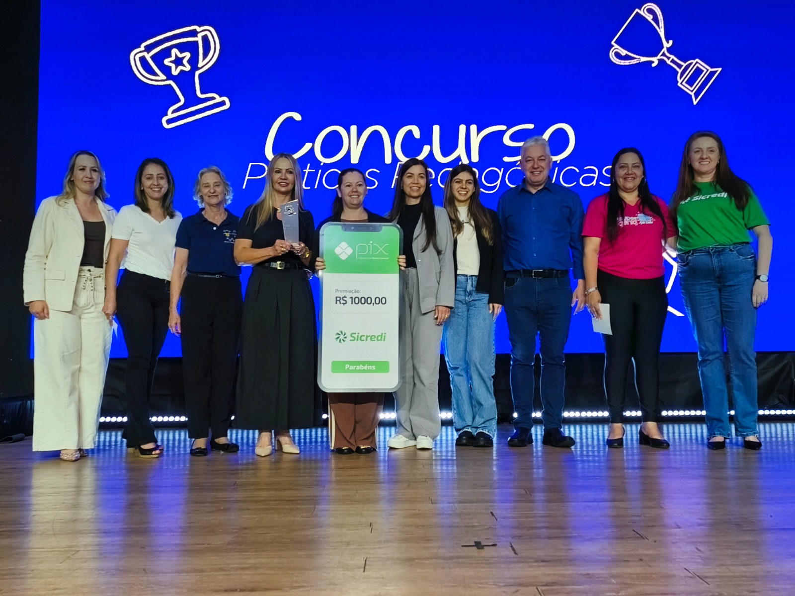 “Dia da Educação” foi marcado por palestra-show e premiações