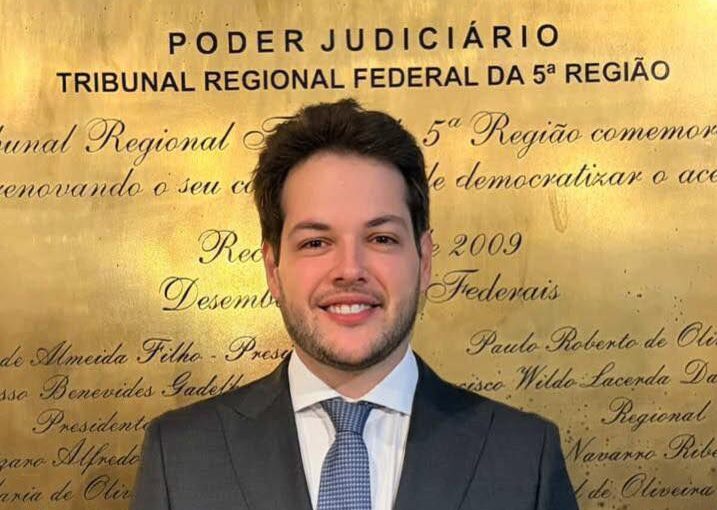 Ex-servidor da Justiça Federal de Campo Mourão toma posse como Juiz Federal do TRF da 5ª Região aos 36 anos