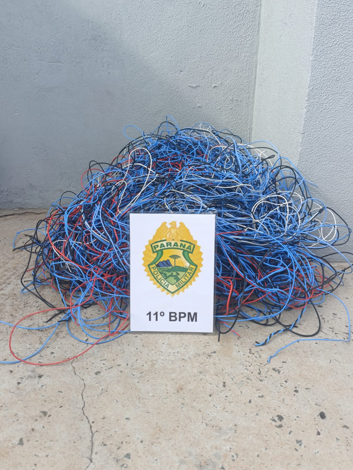 Polícia Militar recupera parte de carga de fios furtada em Araruna