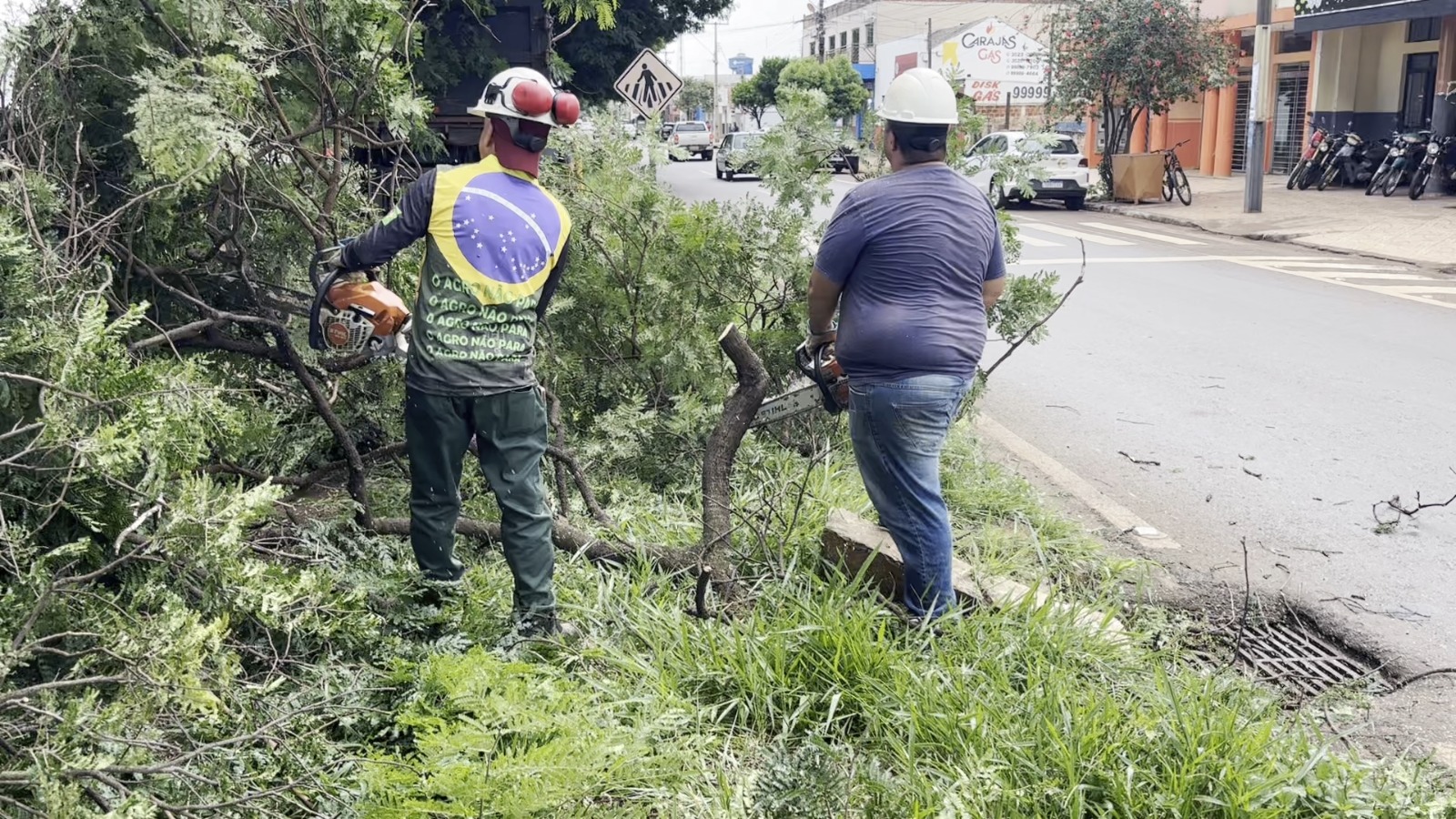 Prefeitura inicia manutenção na Avenida Presidente Kennedy após municipalização