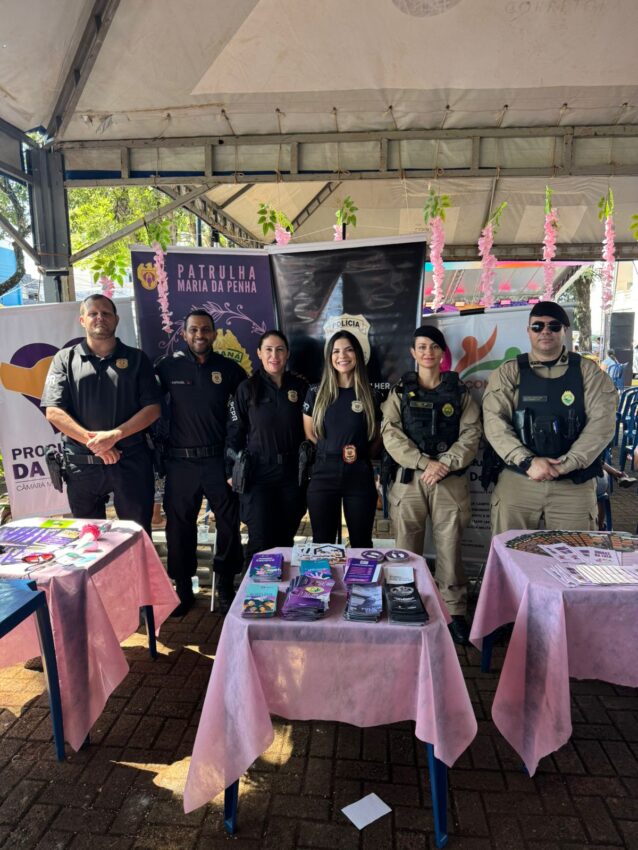 11º BPM realiza orientações da Operação Mulher Segura durante evento na Praça São José
