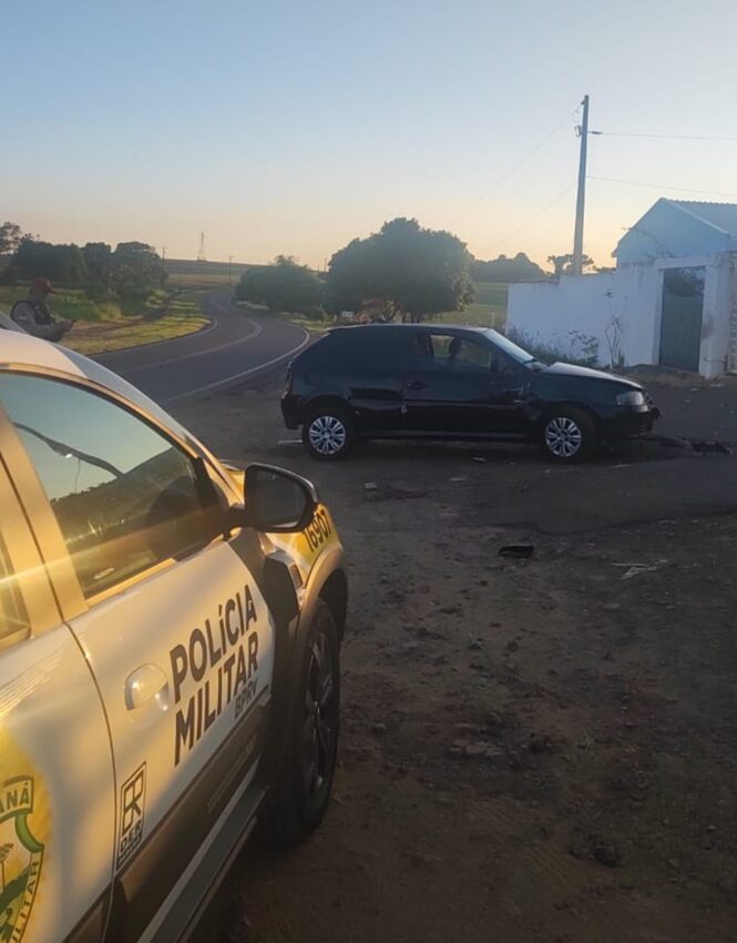 Capotamento na PR-471 deixa motorista ferido na madrugada deste domingo