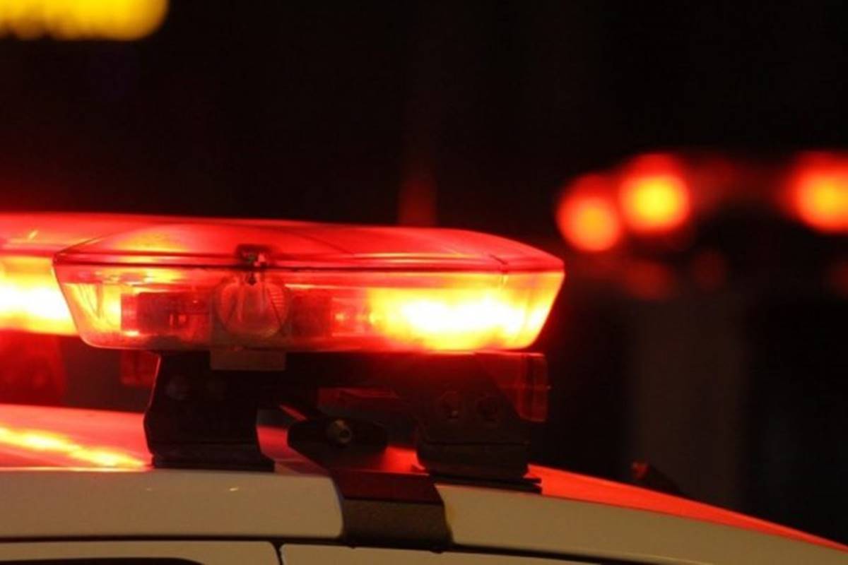 PM prende traficantes e recupera objetos trocados por drogas na região