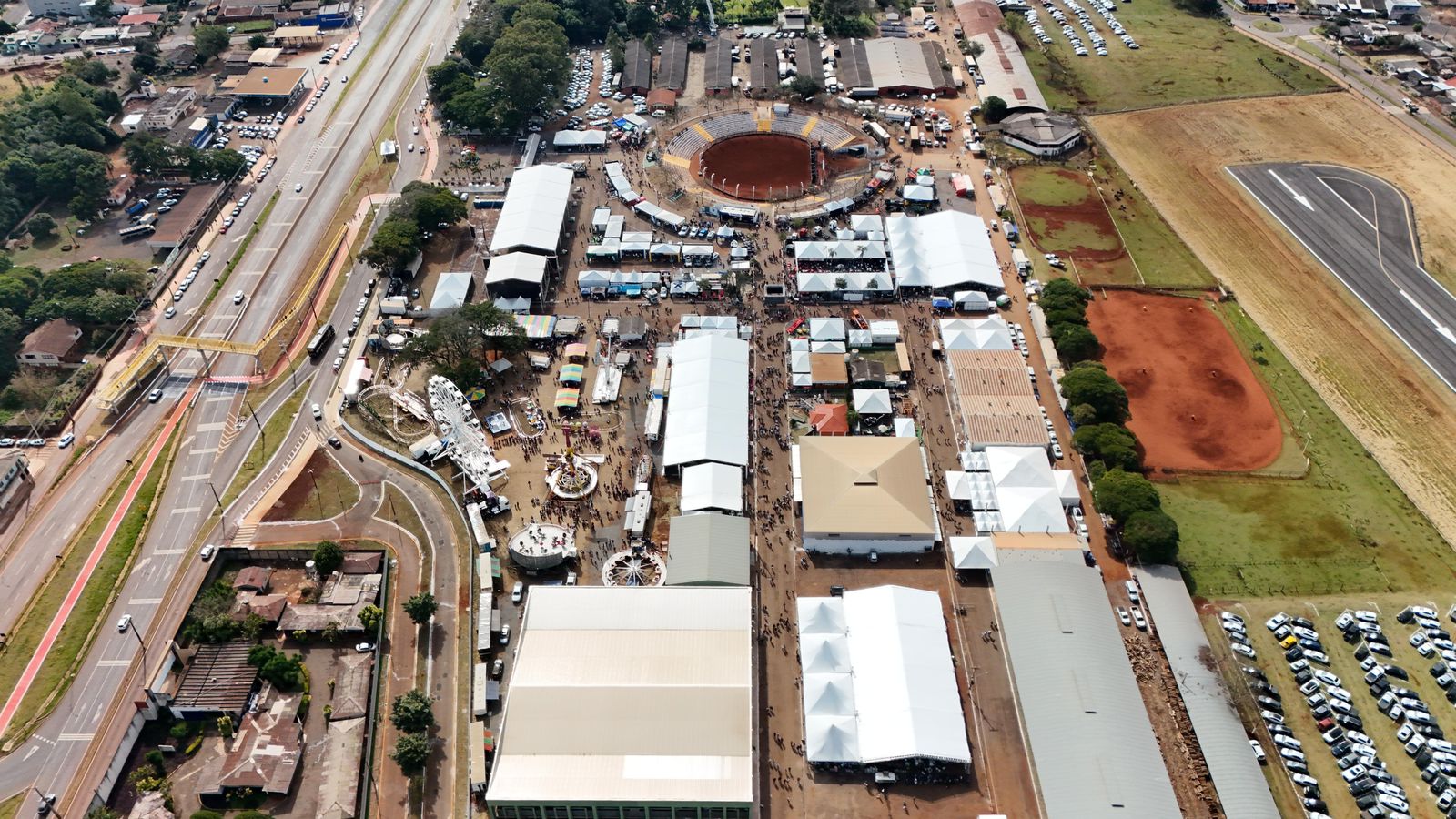 Campo Mourão formaliza parceria com o Governo do Estado para primeira etapa da reforma do Parque de Exposições Tecnológico Getúlio Ferrari