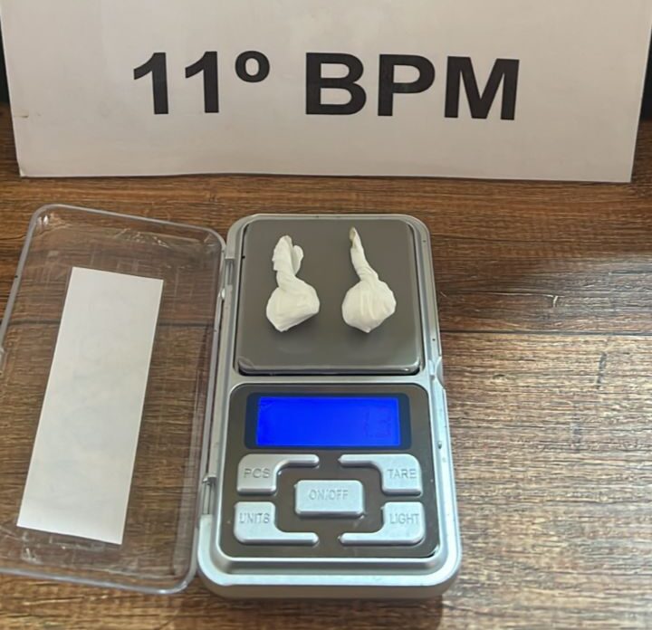 Homem é encaminhado ao 11º BPM após desentendimento familiar por posse de drogas em Campo Mourão