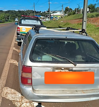 Ação conjunta entre inteligência e agentes de trânsito recupera veículo furtado na BR-487 em Campo Mourão