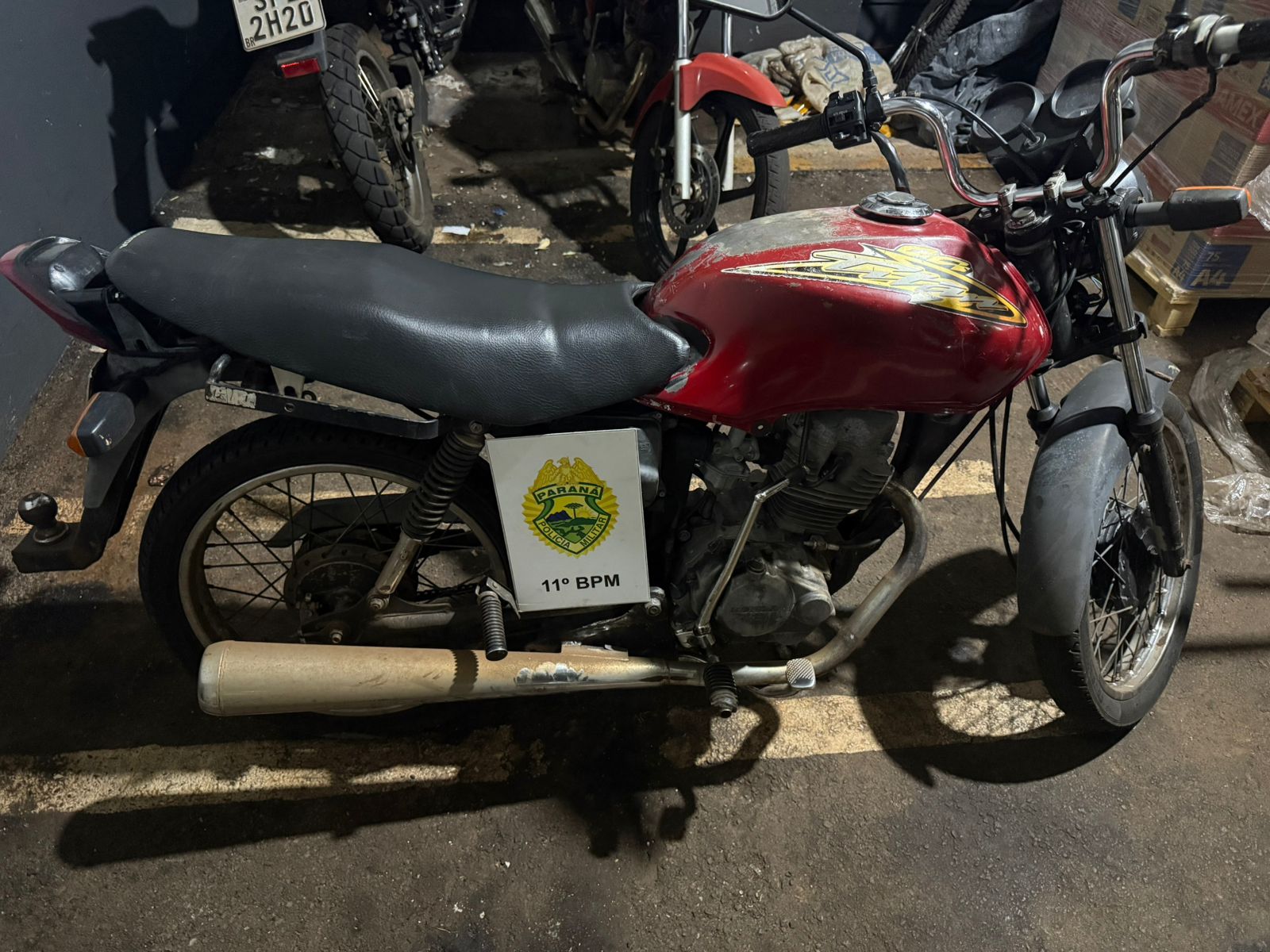 PM apreende motocicleta com chassi e motor raspados no Jardim Lar Paraná