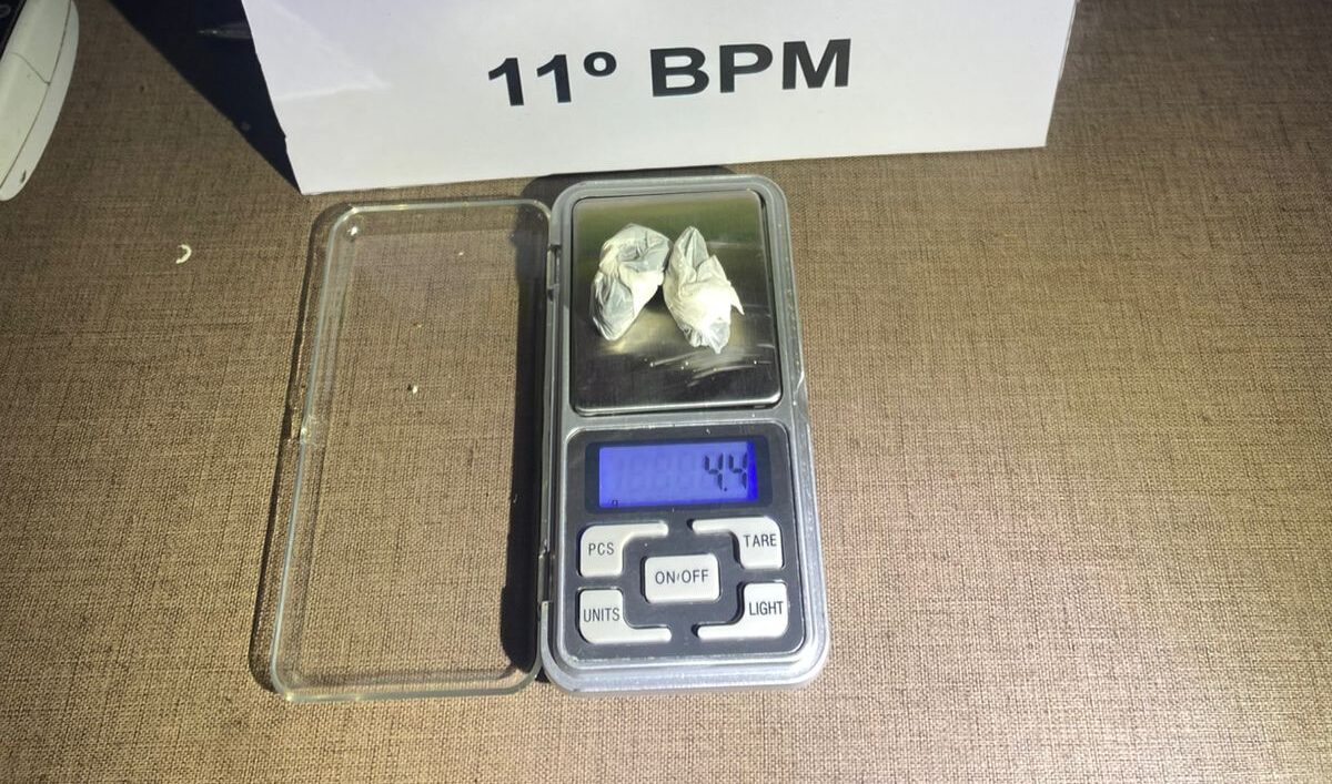 Operação da Polícia Militar cumpre mandado de busca e apreensão e detém homem com drogas em Luiziana