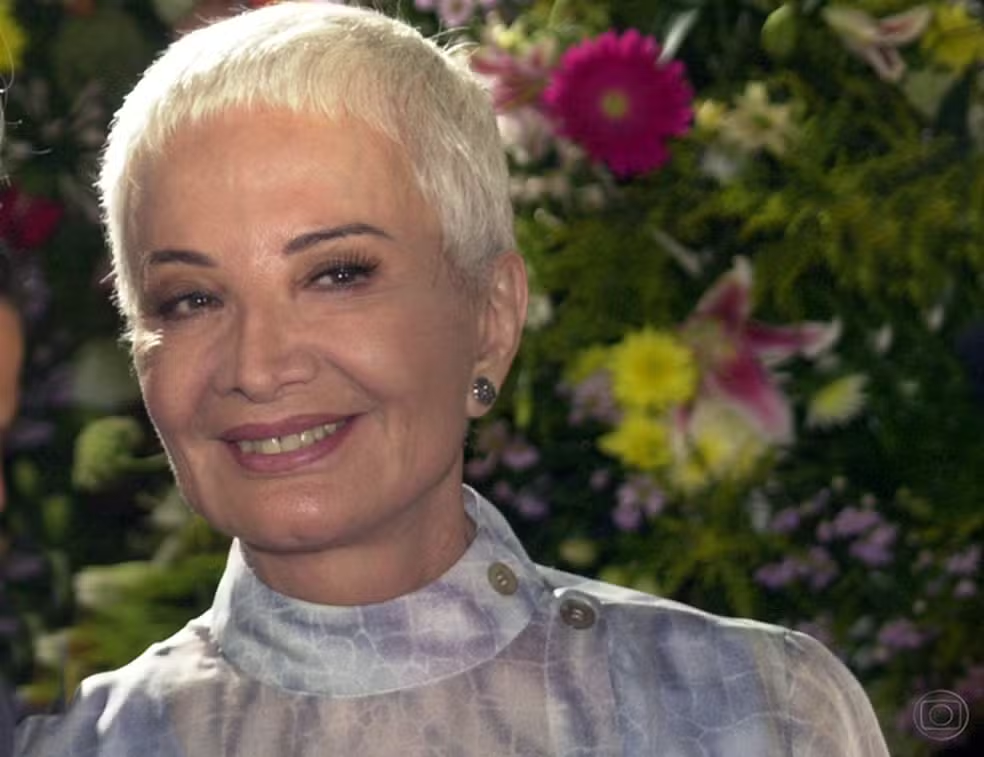 Glória Menezes, uma das maiores atrizes do país, morre no Rio aos 91 anos