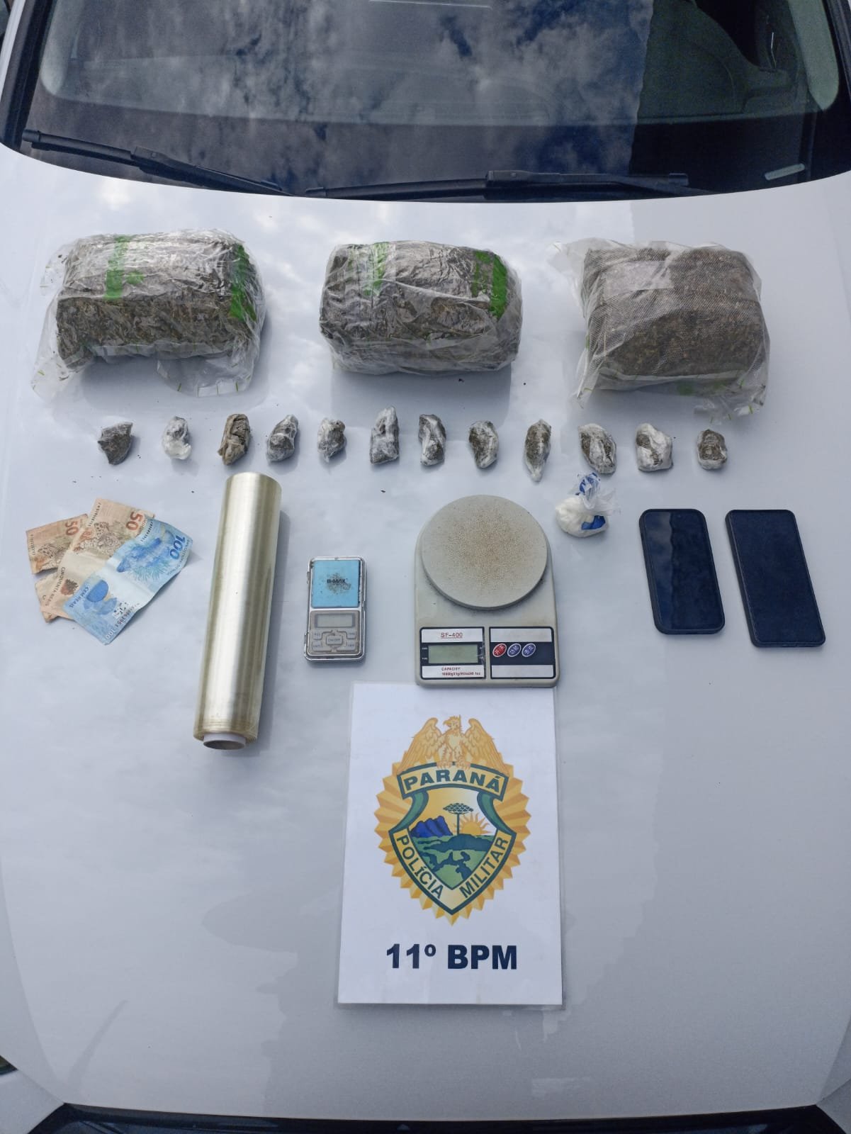 ROCAM apreende mais de 3 kg de maconha e cocaína em Campo Mourão