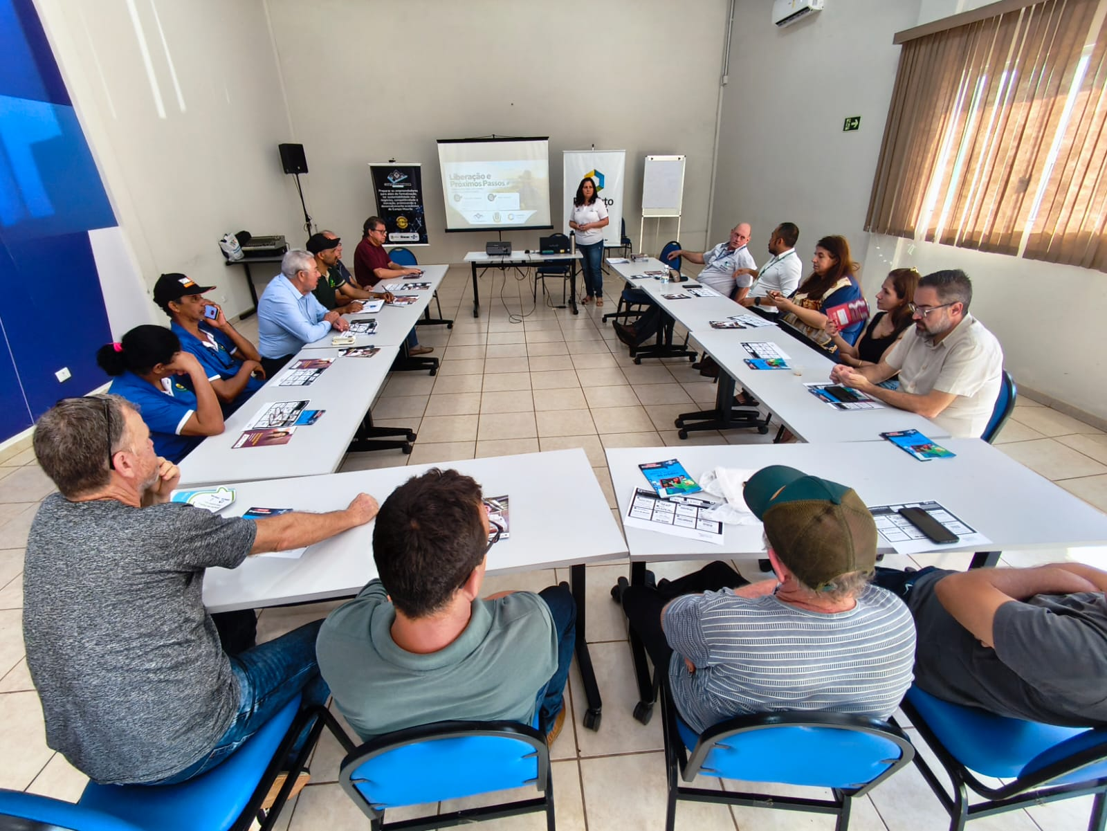 Agricultores familiares recebem orientações sobre microcrédito rural