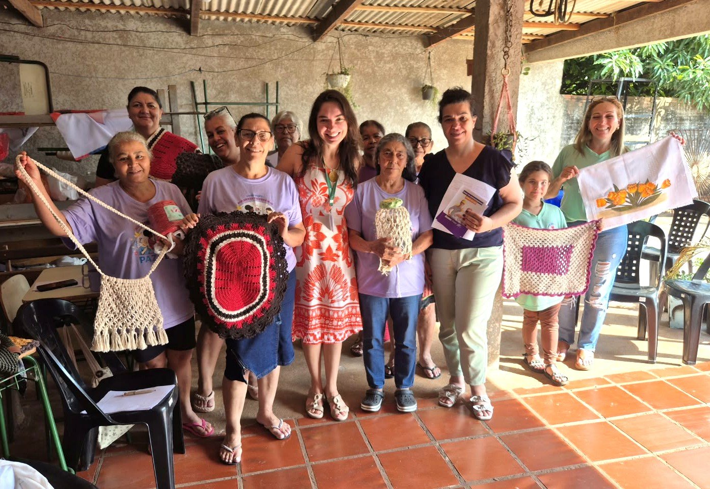 Parceria entre Unespar e Casa do Empreendedor promove capacitação financeira para mulheres da agricultura familiar e artesanato