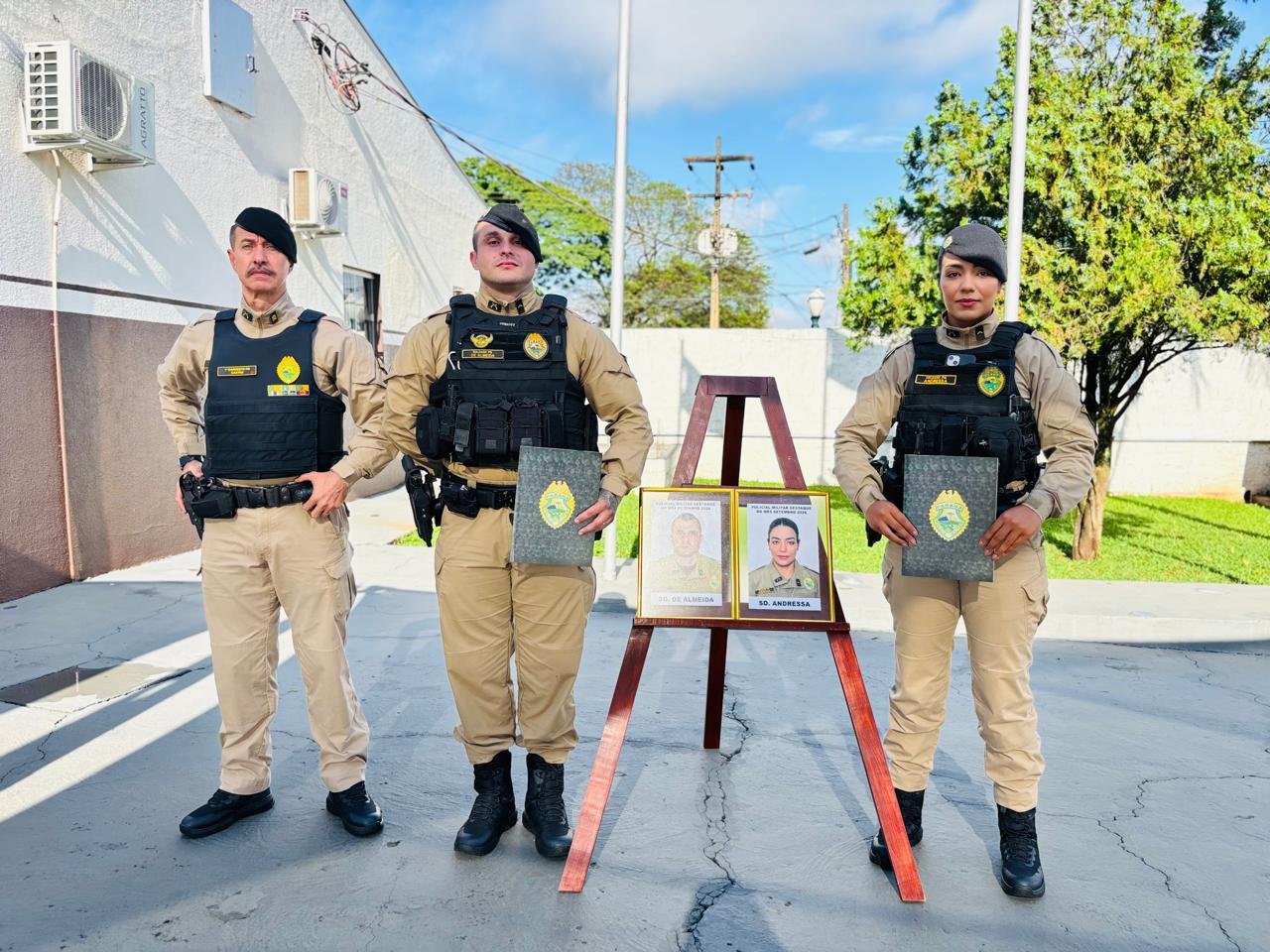 11º BPM HOMENAGEIA POLICIAIS MILITARES DESTAQUES DE SETEMBRO EM CAMPO MOURÃO
