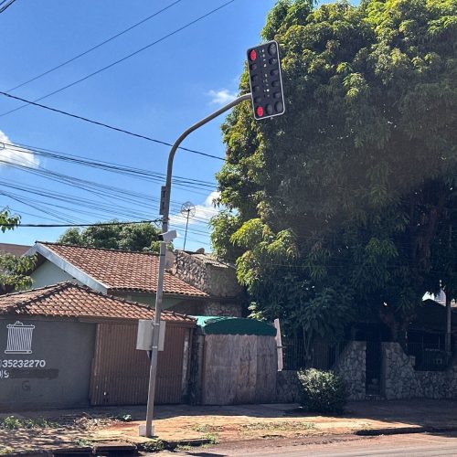 Fiscalização por câmeras nos semáforos começa nesta quinta-feira em Campo Mourão