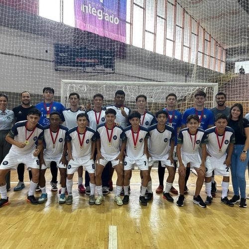 Colégio Unidade Polo conquista título invicto no futsal na fase municipal dos Jogos Escolares do Paraná