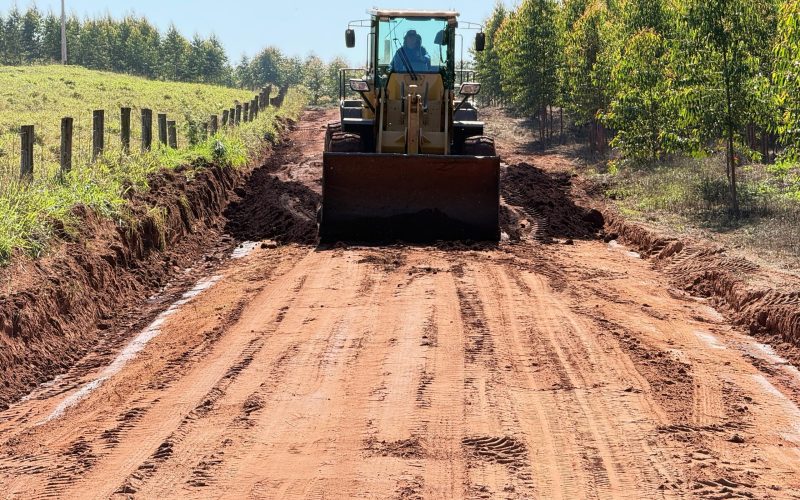 Prefeitura realiza melhorias na Estrada Rural da Comunidade São Benedito