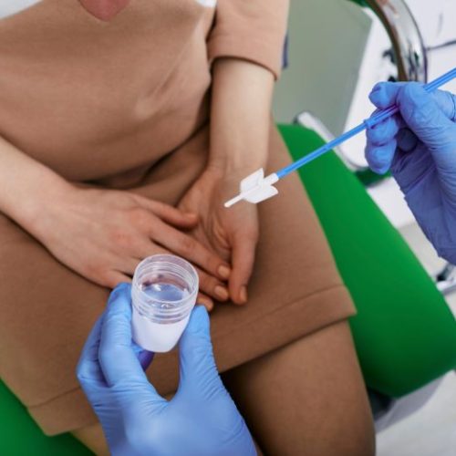 Campanha de exames preventivos para mulheres será realizada nesta quarta-feira (15) em Campo Mourão