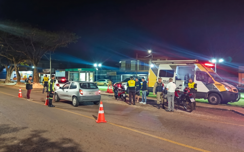 Operação Lei Seca aborda veículos e motoristas no centro de Campo Mourão