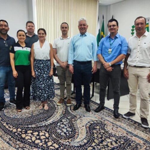 Prefeito discute implantação do Instituto Federal do Paraná em Campo Mourão