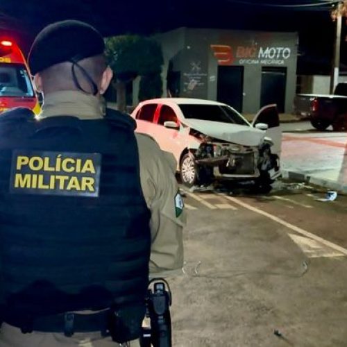 Colisão entre dois veículos deixa danos de grande monta em Campo Mourão