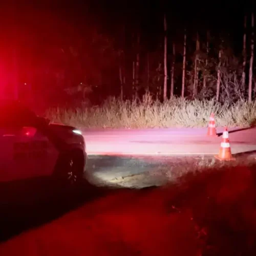 Condutora fica ferida após capotar veículo na rodovia entre Umuarama e Mariluz