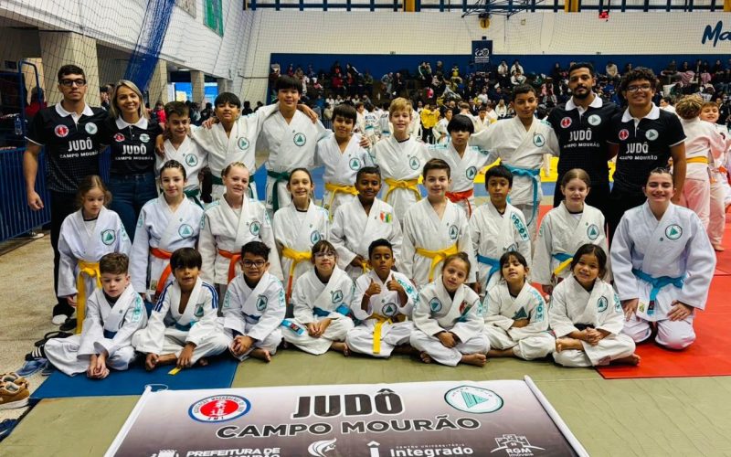 Judô de Campo Mourão conquista 22 medalhas e se destaca em competição estadual