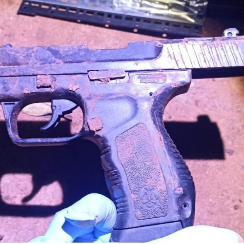 Suspeito, de 19 anos, é ferido, após disparar 15 tiros contra à equipe da ROCAM