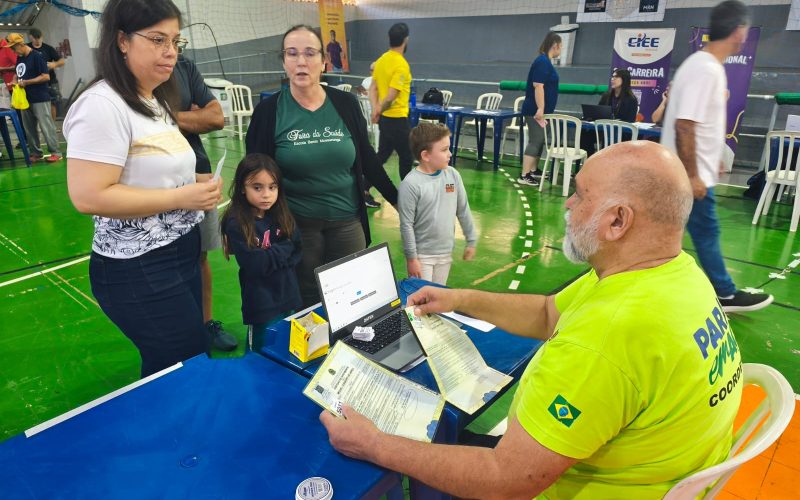 Paraná em Ação concentra serviços grátis até sábado no Ginásio de Esportes da Vila Urupês