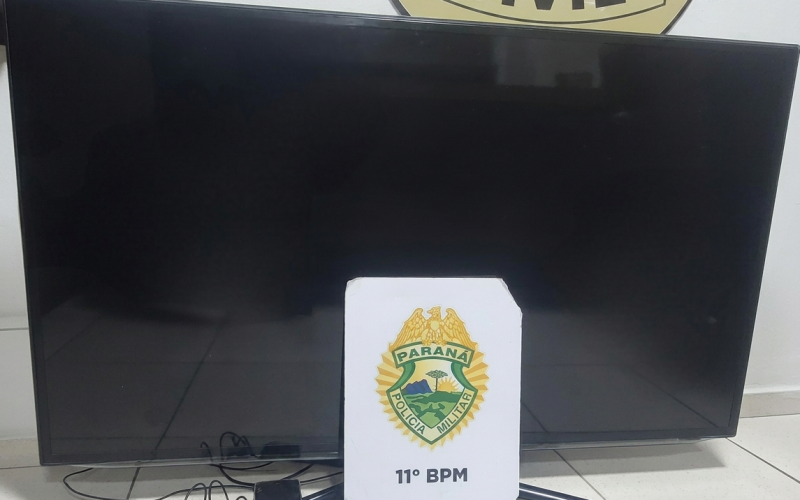 Homem é preso após ser flagrado carregando televisão furtada no centro de Campo Mourão