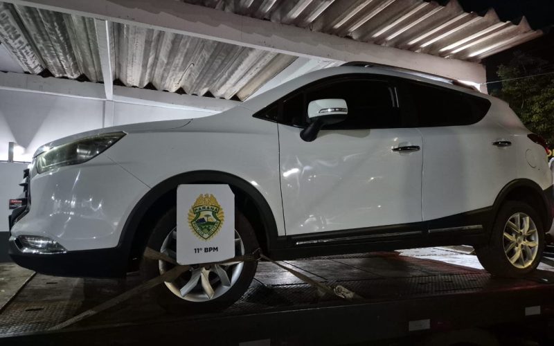 Veículo Abandonado é Encontrado com Marcas de Disparos em Campo Mourão