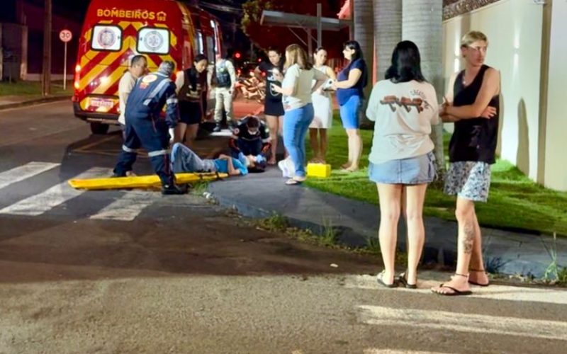 Colisão entre carro e moto deixa duas adolescentes feridas em Campo Mourão; uma em estado gravíssimo