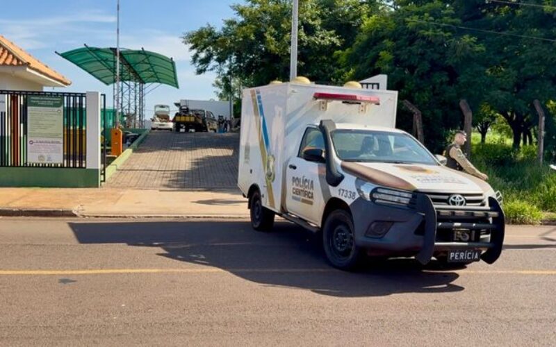 Execução a tiros em PEV de Campo Mourão deixa detento morto; carro usado no crime é encontrado queimado