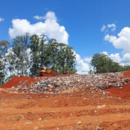 Aterro sanitário recebe mais de 70 toneladas de resíduos por dia