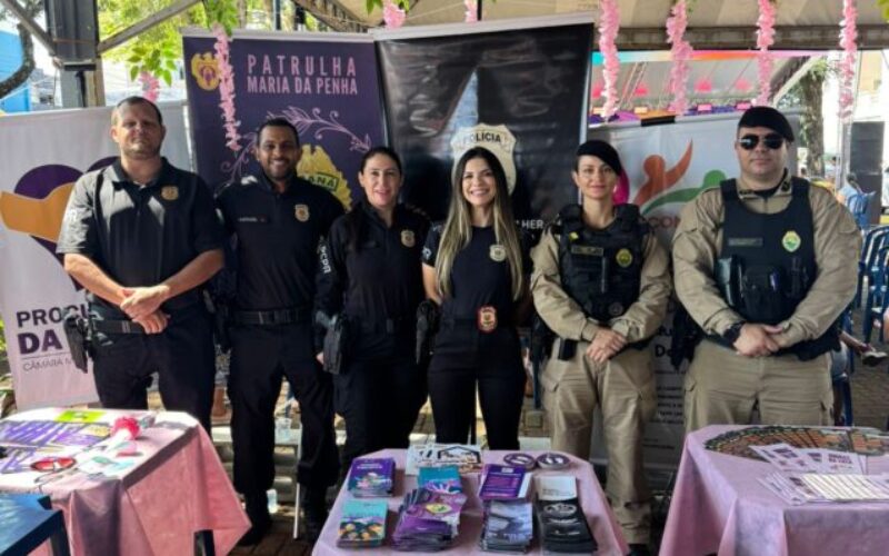 11º BPM realiza orientações da Operação Mulher Segura durante evento na Praça São José